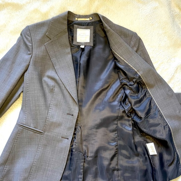 The Limited - Gray Suit Jacket - Picture 4 of 5